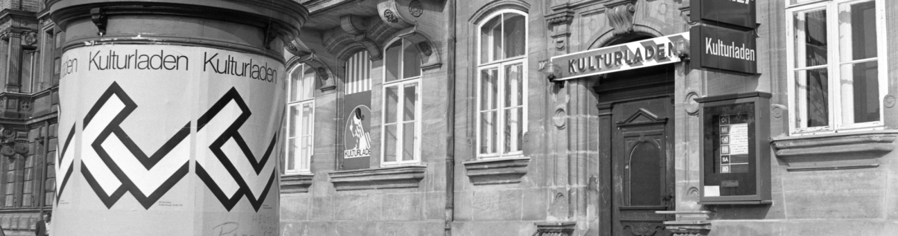 Aufnahme des Eingangs des Kulturladens Rothenburger Straße aus den 1970er Jahren
