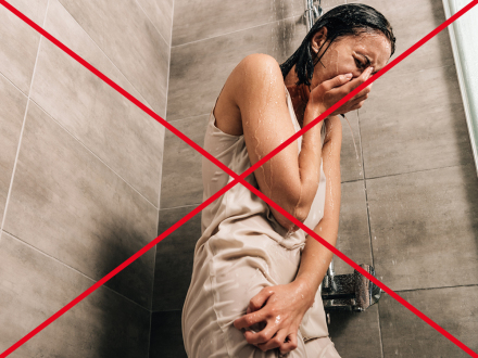 Das Bild zeigt eine Frau in der Dusche. Die Frau weint. Der Frau geht es schlecht. Das Bild ist mit einem roten Kreuz durchgestrichen. Das bedeutet: Nicht duschen!