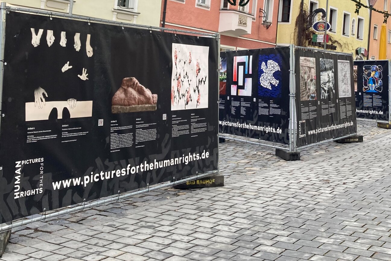 Ausstellung: Pictures for the Human Rights