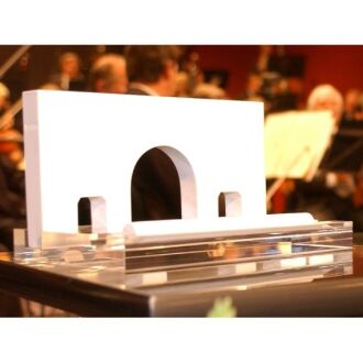 (Ch. Dierenbach / Stadt Nürnberg / Menschenrechtsbüro) Preisstatue