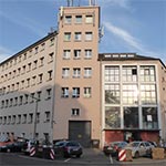 Das Gebäude der früheren Lumophon-Werke in der Schloßstraße 62–64.