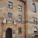 Außenansicht des Memoriums Nürnberger Prozesse.