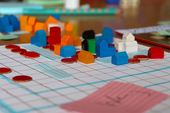 Lasst eurer Phantasie freien Lauf und entwickelt an einem Wochenende einen Brettspiel-Prototyp!