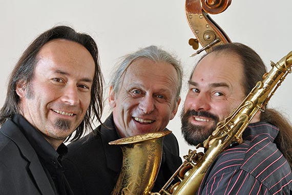 Die "Alligators of Swing" mit neuem Programm auf Tournee.