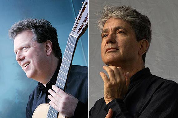 Die Gitarristen Tom Kerstens und Stefan Grasse.