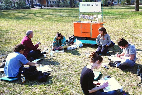 Das mobile Atelier im Stadtpark.