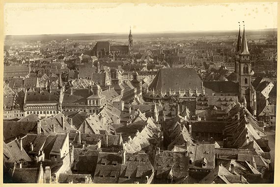 Ferdinand Schmidt: Blick von der Burgfreiung über die Stadt, 1890.