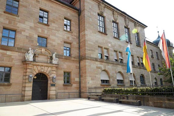 Außenansicht des Memoriums Nürnberger Prozesse.