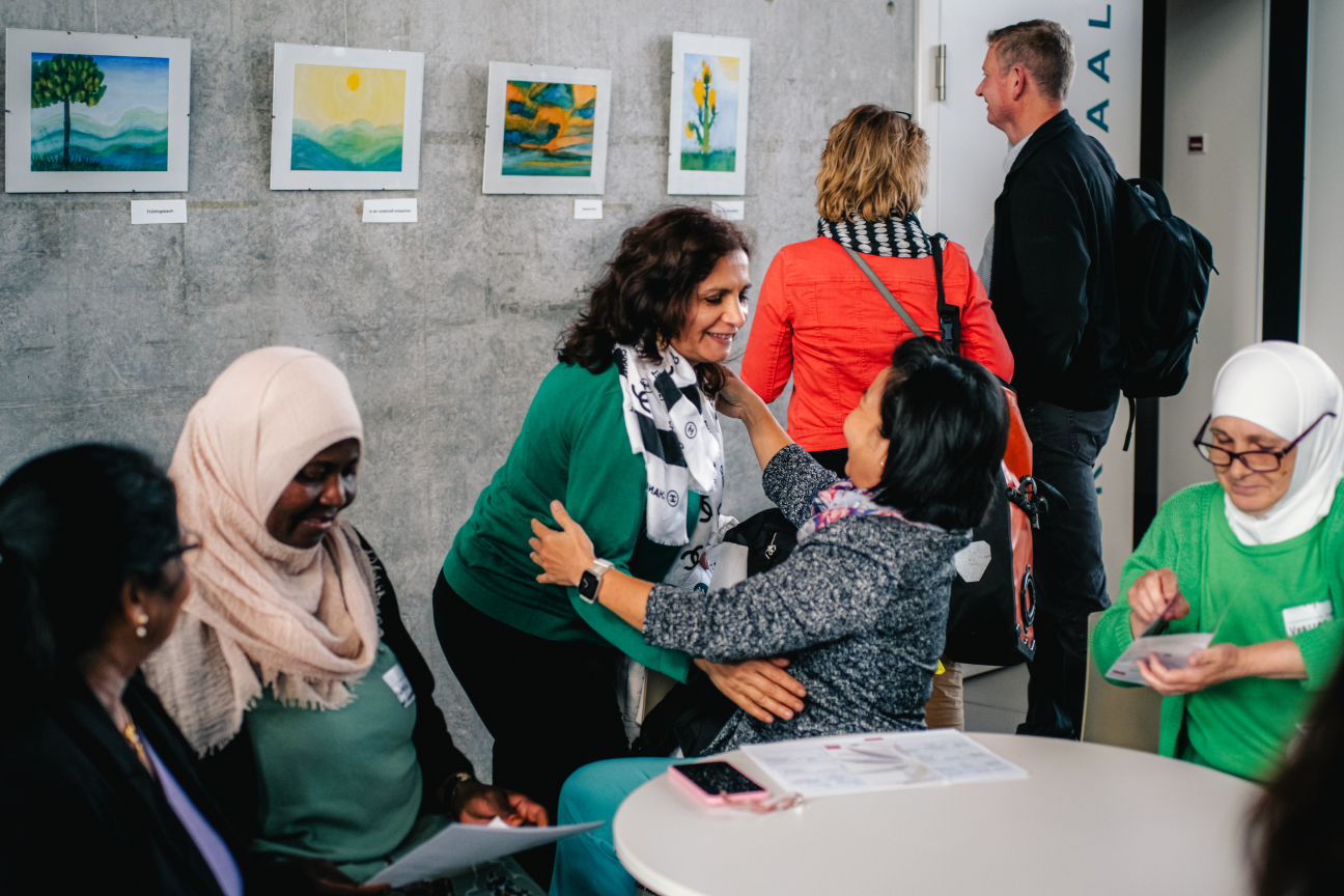 Austausch von verschiedenen Haupt- und Ehrenamtlichen auf dem Forum Willkommenskultur 2024