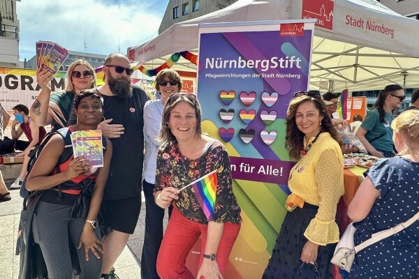 NürnbergStift beim CSD