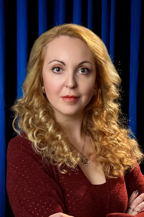 zugeschnittene Portraitaufnahme von Katharina Weiß © Katharina Viktoria Weiß
