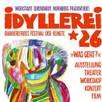 Bunte, abstrakte Zeichnung einer Figur mit großem Kopf und gestreiftem Körper neben rotem Text zum barrierefreien Kunstfestival Idyllerei in Nürnberg