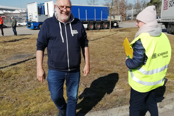 Ankunft der Merlins Crailsheim in Nürnberg mit Hilfsgütern für die Ukraine
