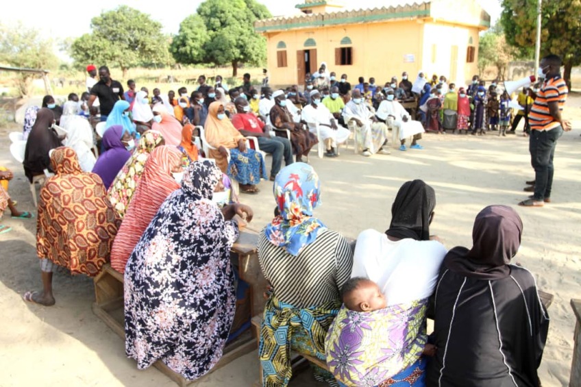 Gruppenbild von Corona-Sensibilisierung für Mütter und Kinder, Bild © Wébi OURO-WASSARA / Stadt Nürnberg