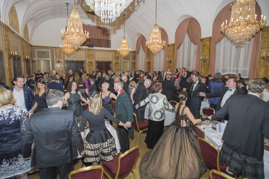 Bild © Doerfel_FotodesignPeter Doerfel, Peter Dörfel Blick in den Saal des Burns Supper in Nürnberg, Bild © Doerfel_FotodesignPeter Doerfel, Peter Dörfel