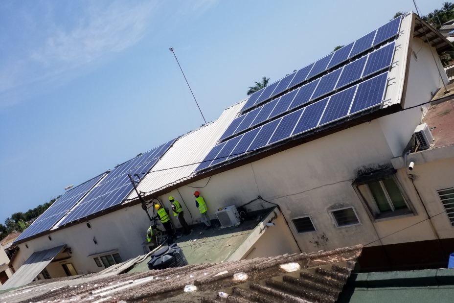 PV-Anlage Hospital Aného, Dezember 2020, Bild © Yedidya Venunye AGBANATOR