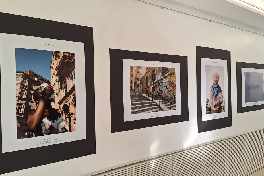 Fotoausstellung "KVA:NUE" mit Aufnahmen des Photoclubs Kavala und des Unposed Collective Nürnberg, Bild © D. Groß / IB, Stadt Nürnberg