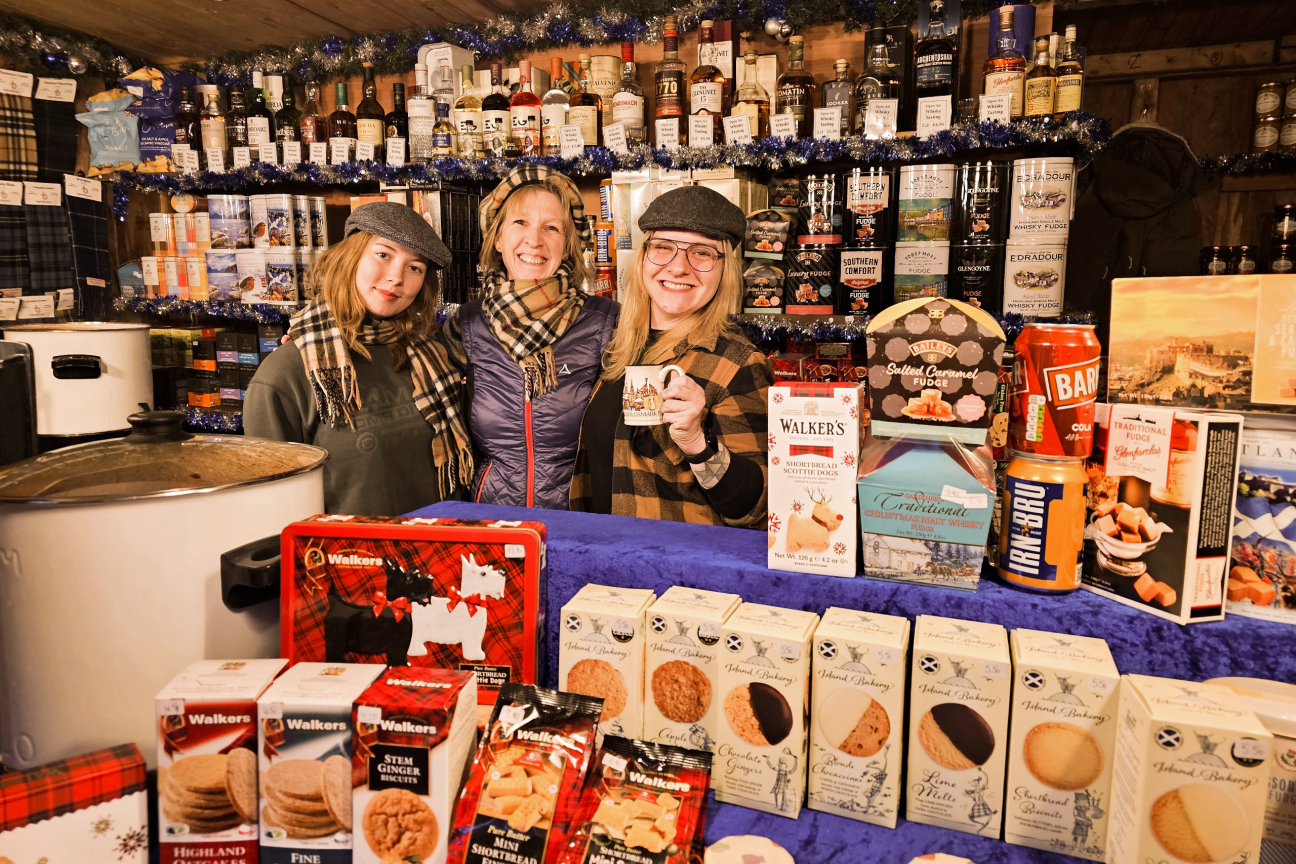 An der Glasgow Bude am Markt der Partnerstädte in Nürnberg