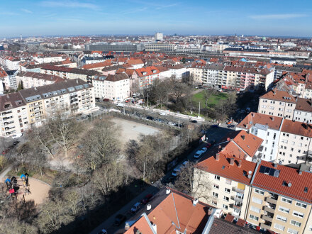 Bild © Amt für Geoinformation und Bodenordnung / Stadt Nürnberg Foto: Der Melanchthon·platz von oben., Bild © Amt für Geoinformation und Bodenordnung / Stadt Nürnberg