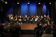 Bild Gitarrenensemble der Musikschule Nürnberg unter der Leitung von Jaka Klun, aufgenommen am Bayerischen Musikschultag in Nürnberg im Oktober 2025.