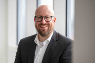 Bild André Sadlo übernimmt am 1. Juli 2026 die Funktion des Kaufmännischen Werkleiters beim Servicebetrieb Öffentlicher Raum Nürnberg. 
