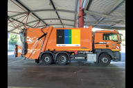 Bild Kunst auf Abfallsammelfahrzeugen: Das Kunstwerk „Wie viel?“ von Preisträger René Radomsky wird bald auf den Seitenflächen eines städtischen Abfallsammelfahrzeugs zu sehen sein. Es veranschaulicht den Anteil an Müllsorten der privaten Haushalte.