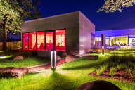Bild Außensauna samt Salzgrotten-Ruheraum im Langwasserbad.