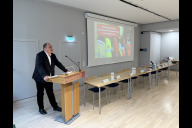 Bild Der für die Feuerwehr zuständige Bürgermeister Christian Vogel dankte am Dienstag, 27. Mai 2025, allen beteiligten Organisationen und Institutionen für ihr Engagement in der Arbeitsgemeinschaft Psychosoziale Notfallversorgung.