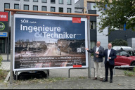 Bild Christian Vogel (links), Bürgermeister und Erster Werkleiter des Servicebetriebs Öffentlicher Raum (Sör), hat gemeinsam mit Thorsten Brehm, Referent für Finanzen, Personal und IT, eine Kampagne vorgestellt, mit der Sör unter dem Motto „Gestalte mit uns die Infrastruktur für die Mobilität von morgen“ auf bedeutende Infrastrukturprojekte aufmerksam macht und um Fachkräfte wirbt.

