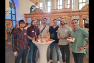 Bild Feierliche Vereidigung der neuen städtischen Pädagoginnen und Pädagogen. Neue Lehrkräfte an der Bertolt-Brecht-Schule und Peter-Vischer-Schule (v. l.): Patrick Becker, Felix Schönleben, Andreas Schmauß, Niklas Schwart, Ludwig Christian und Selahattin Sturm.