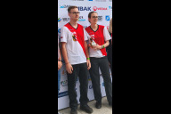 Bild Preisverleihung an Azubis der Stadtentwässerung und Umweltanalytik der Stadt Nürnberg für die Teilnahme am Water Skills Wettbewerb bei der IFAT Fachmesse für Umwelttechnologie: Tobias Titz, Fachkraft für Abwassertechnik, und Katharina Schliedermann, Umwelttechnologin Abwasserbewirtschaftung.