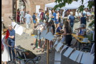 Bild Auf dem textualienmarkt lädt die regionale Literaturszene zum Mitmachen und Austausch ein.