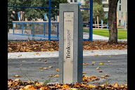 Bild Die Trinkwasserbrunnen in Nürnberg gehen in den nächsten Tagen in die Winterpause. Ab dem Frühjahr 2026 spenden sie wieder kostenloses frisches Wasser im öffentlichen Raum.