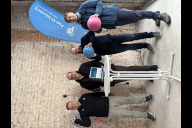 Bild Unterzeichneten am Dienstag, 18. November 2025, den Mietvertrag in den Räumen des künftigen Gesundheitsstudios im Volksbad (von links nach rechts): Holger Herzog, Leiter der Abteilung „Fit und Gesund“ beim Post SV, Bürgermeister und Erster Werkleiter von NürnbergBad, Christian Vogel, Andreas Neugebauer, Vorstandsvorsitzender des Post SV, sowie Matthias Bach, Zweiter Werkleiter von NürnbergBad.