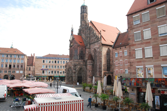 Alt_web_Obstmarkt_Frauenkirche