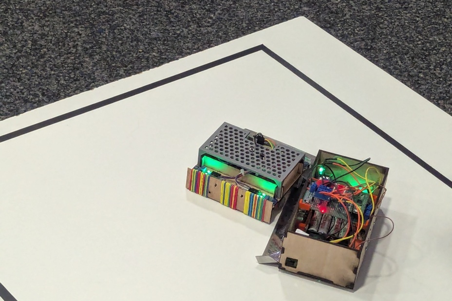 Autonome Roboter beim Wettbewerb, Bild © Hoffmann / RDF Nürnberg