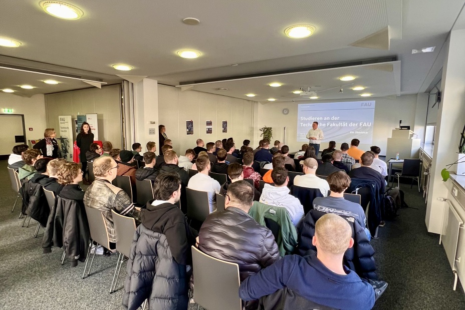 Bild vom Hochschulinfotag der RDF 2026, Bild © Hartwig / RDF Nürnberg