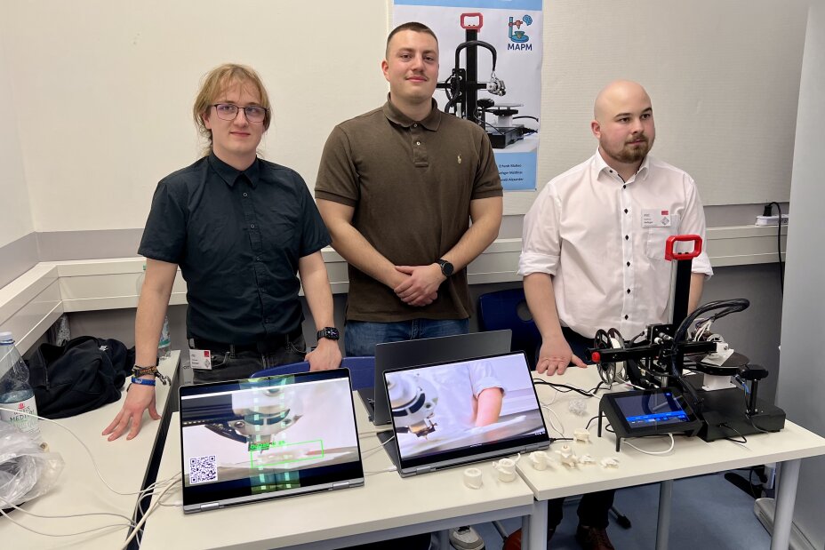 Konstruktion und Bau eines 4D Druckers, Bild © Hartwig / RDF Nürnberg