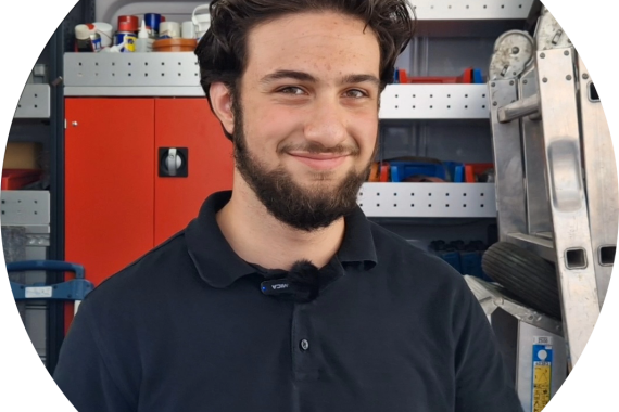Auszubildender Talha