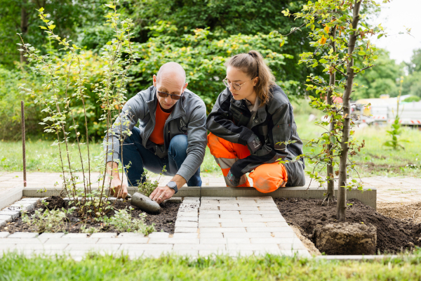 Lehrmeister und Auszubildende