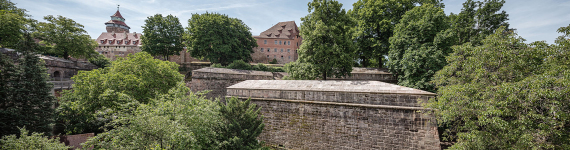 Stadtmauer Bastion und Burg