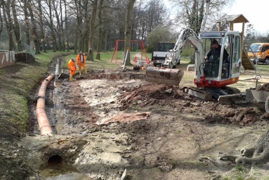 Verrohrung im Röthenbacher Landgraben, Bild © SÖR / Stadt Nürnberg