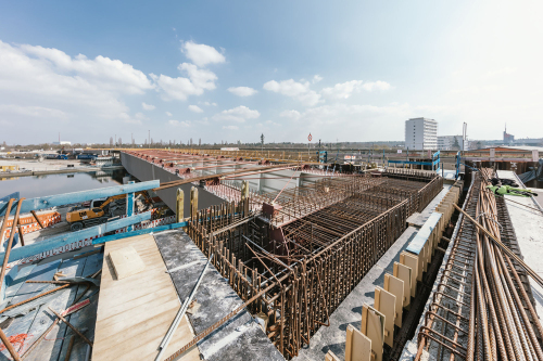 Gesperrte Frankenschnellwegbrücke am Kreuz Nürnberg-Hafen