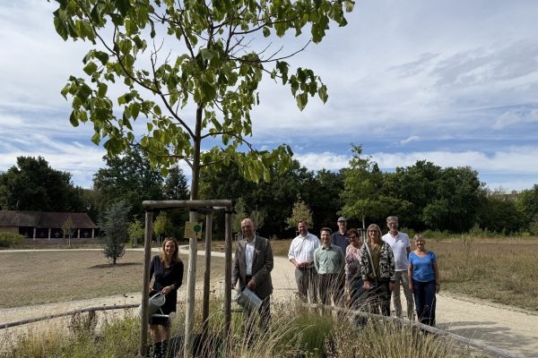 Baumspende Züricher Park Bürgerverein West Baumtaufe