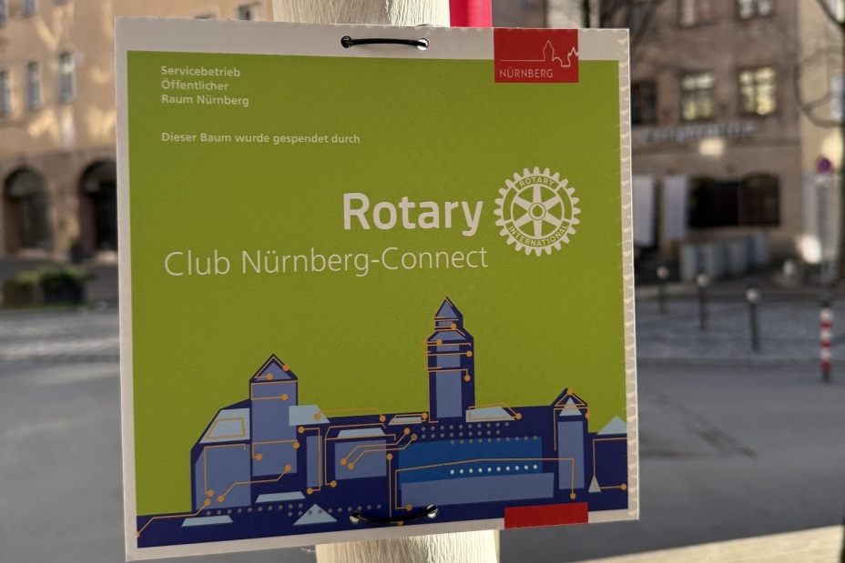 Bild © Kathrin Lehnerer / SÖR / Stadt Nürnberg Spendenschild des Rotary Nürnberg-Connect, Bild © Kathrin Lehnerer / SÖR / Stadt Nürnberg