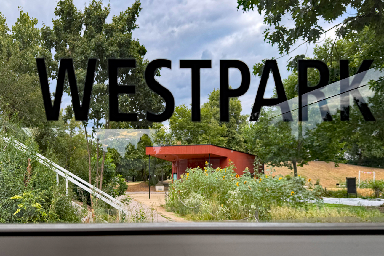 Bushaltestelle Westpark, Bild © André Winkel / Stadt Nürnberg