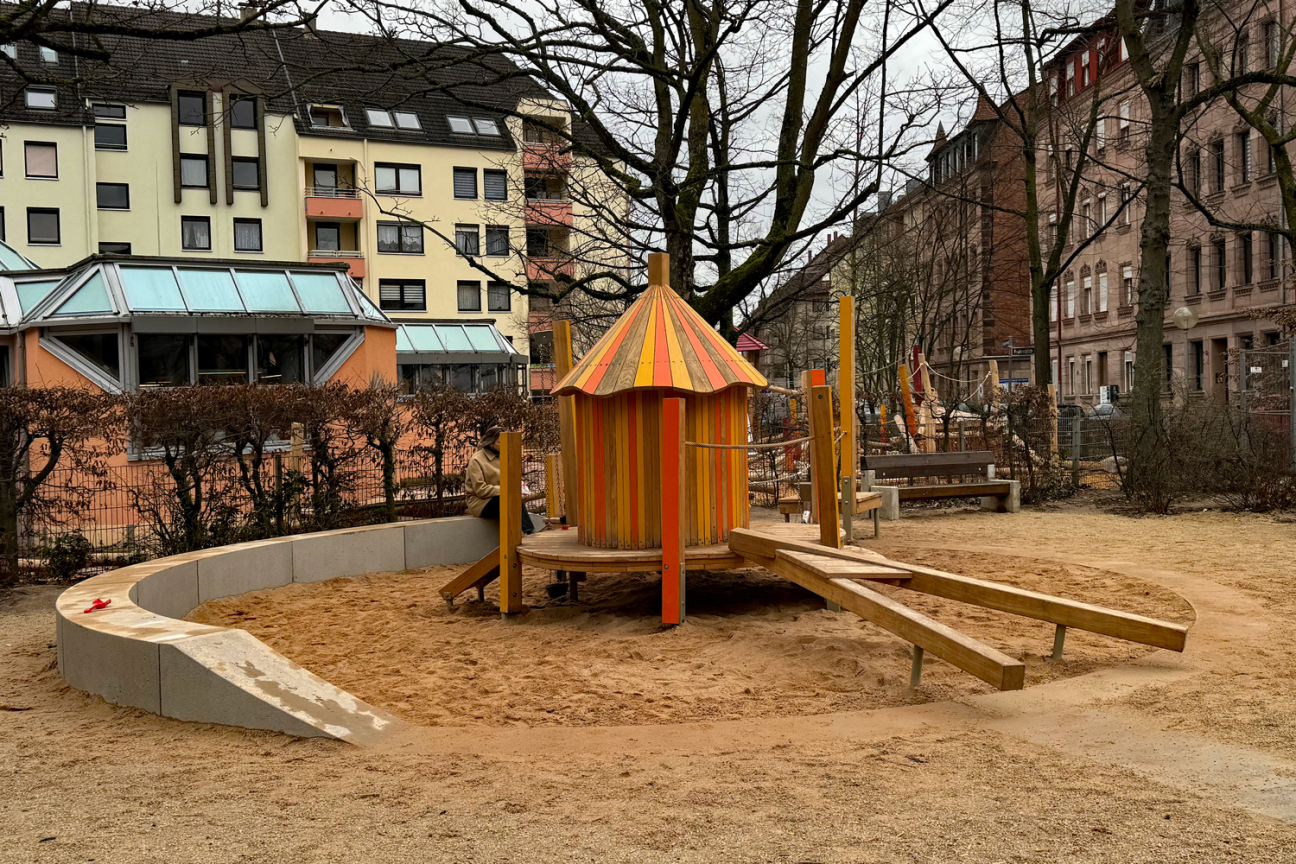 Fentitzerplatz - Sandspielbereich, Bild © André Winkel / Stadt Nürnberg