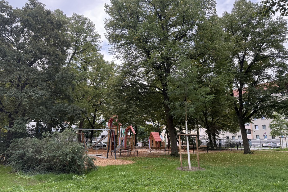 Heinickeplatz: Viel Grün, Bild © Kathrin Lehnerer / Stadt Nürnberg