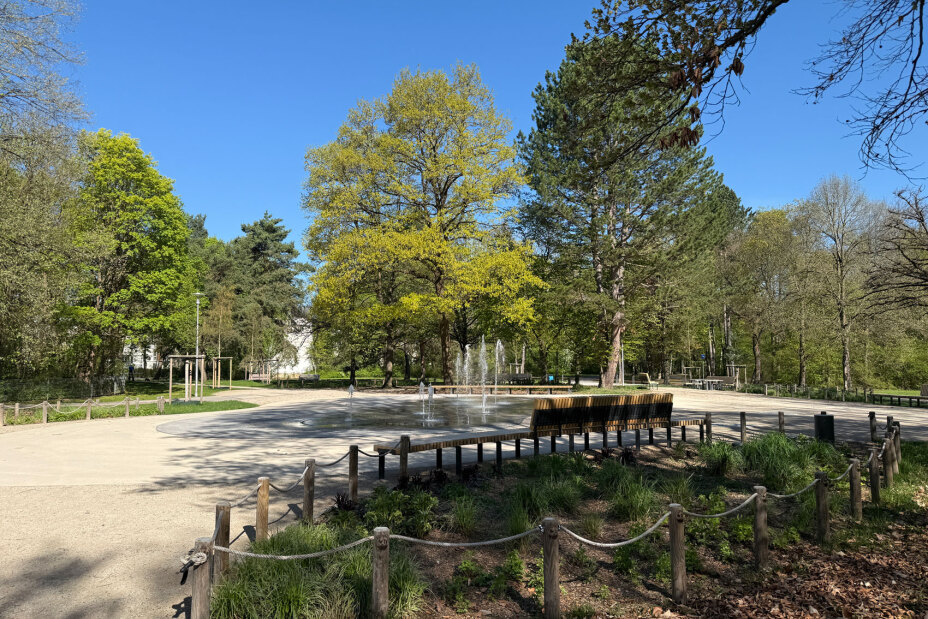 Sör hat den Zentralen Platz in der Grünanlage Ferdinand-Drexler-Weg fertiggestellt, Bild © Kathrin Lehnerer / Stadt Nürnberg