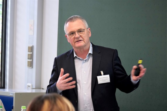 Michael Weihnhold, ISKA Nürnberg referiert bei der 5. Nürnberger Armutskonferenz